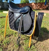 Wintec GP English Saddle 17"