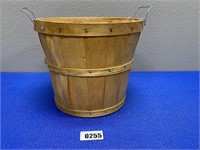 Wood Basket w/Handles