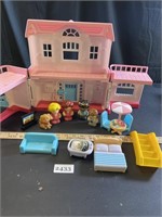 Cute Doll House with Accessories