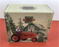 Ertl 50th anniversary Farmall tractor  NIB