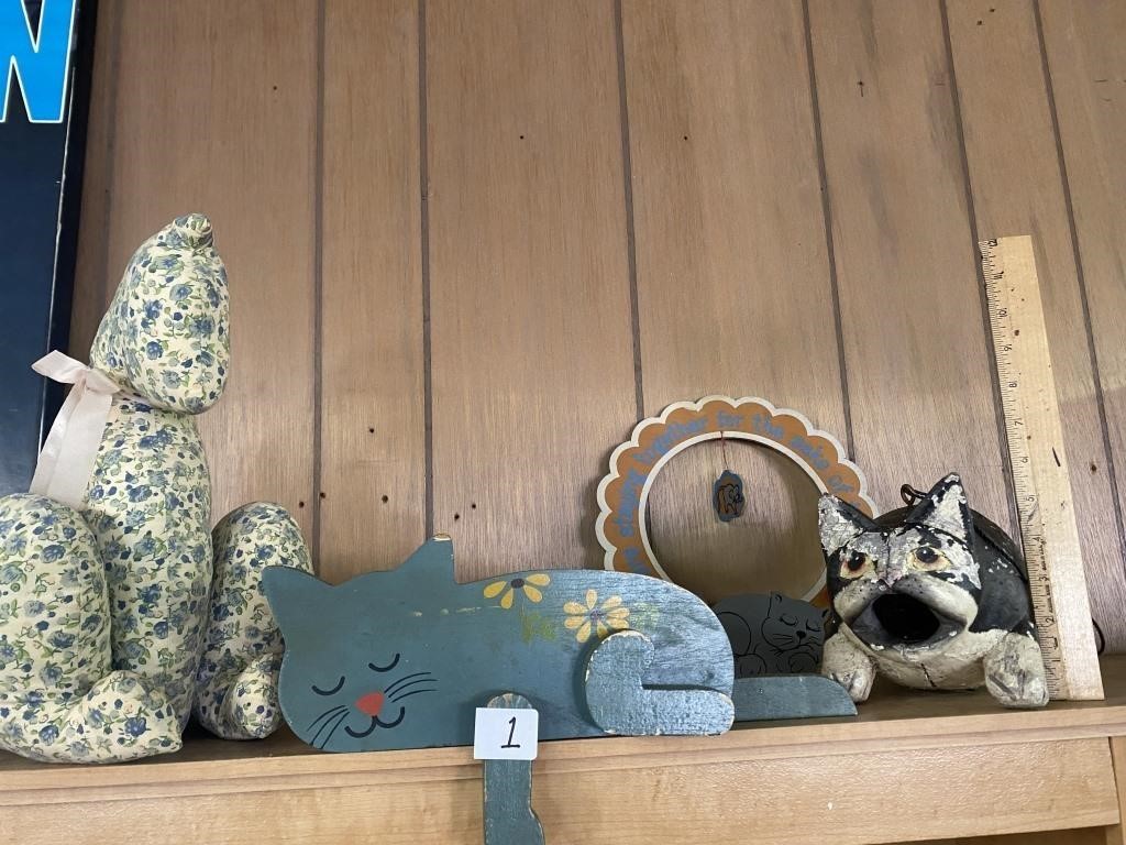 Lot cat folk art, decor