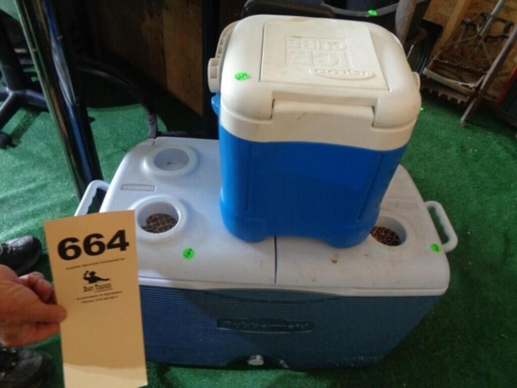 Igloo, Rubbermaid coolers