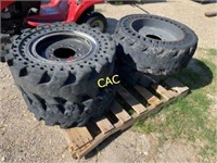 4pc Rubber Skid Steer Tires w/Rims 8 Lug