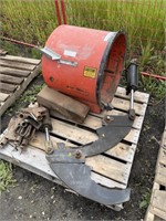 Aeration fan for parts and pallet of misc