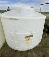 1000 Gal Poly Water Tank