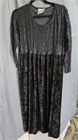 Dressing Clio Vintage Black Velvet & Lace