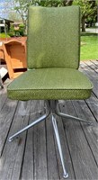 Retro Kitchen Swivel Chair