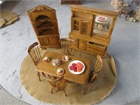 Dollhouse Dining Rm set w/Food and High Chair