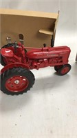 Farmall H tractor box 414
