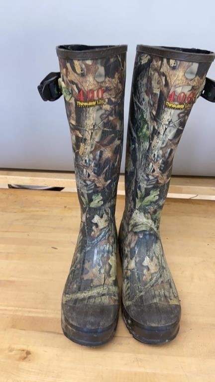 Cabelas Insulated Rubber Boots Size 7