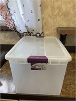 66qt clear tote with lid