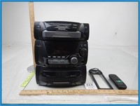 PANASONIC CD STEREO SYSTEM SA-AK15- 5 DISK SYSTEM