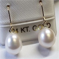 $120 14K  Freshwater Pearl Earrings
