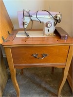 Sewing Table TWI & Machine