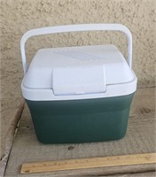 Rubbermaid Cooler Lunch Box