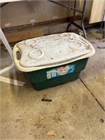 Rubbermaid Cooler full of Weights