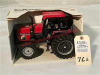 Ertl CaseIH 3294 MFWD Tractor 1985 Collector