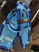 NORDIC SNOWSHOES