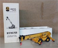 DIECAST GROVE HYDRAULIC CRANE MODEL RT865B