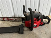 Chainsaw with blade cover