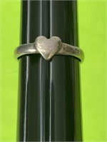 Sz.3 Sterling Silver Heart Ring 1.07 Grams