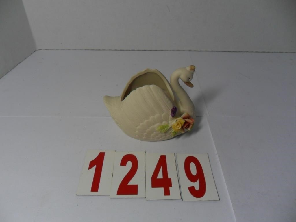 June 2024 Swan and Flamingo Figurines