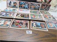 STACK OF 1989  TOPPS Baseball Cards