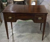 Beautiful Duncan Phyfe style vanity with flip up