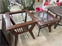 2 Vintage tables