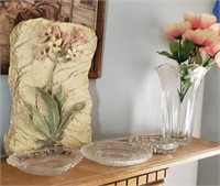 5 Pieces - Vase, Dishes, Flowers