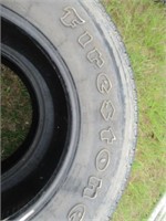 677) 2 LT265/70R17 tires