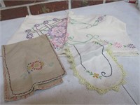 Vintage Linens - Doily & Table Runners