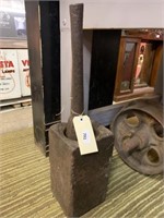 HEAVY CAST IRON DOLLY POT & CRUSHER