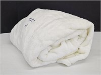 HOUSE & HOME THROW BLANKET - IVORY
