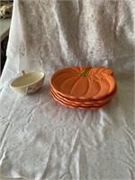 Pumpkin Plates x4/ Halloween Jar