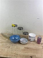 Kitchen Items Lot
