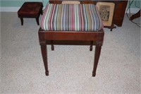 Piano stool with lift top storage