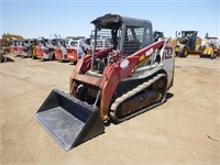 2017 Takeuchi TL8 Skid Steer Track Loader