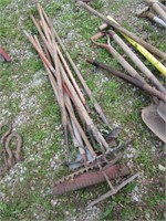 RAKE HOES GARDEN TOOLS