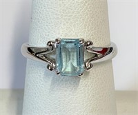 .925 Silver - Blue Topaz Ring Sz 7