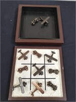 8 x 8 in tic-tac-toe game w/metal pieces