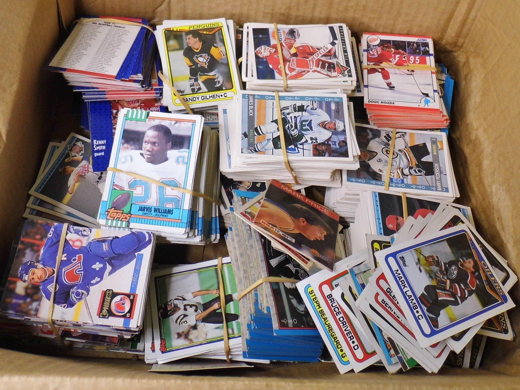 Lot of Assorted 1989/90/91 Sports Cards