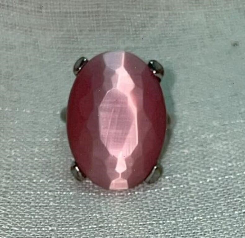 Vtg Oval Faceted Pink Glass Ring, Silver Tone,