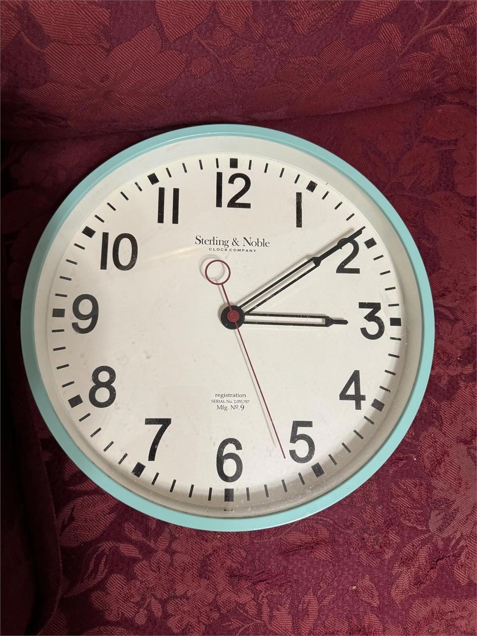 STERLING & NOBLE CLOCK COMPANY CLOCK (BATTERY)