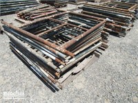 Assorted 4' Scaffolding Frames