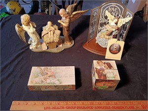 4 Piece "Collectors Of Christmas" Hallmark Items.
