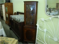 Georgian style mahogany corner cabinet.
