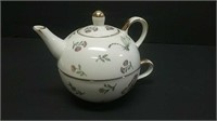 Skye McGhie "Conservatory" Tea-For-One Teapot &
