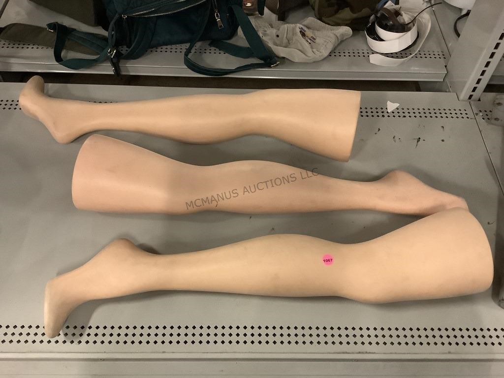 3 female mannequin legs
