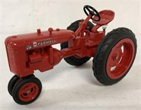 1/16 Farmall Plastic C Tractor,Fla 1987